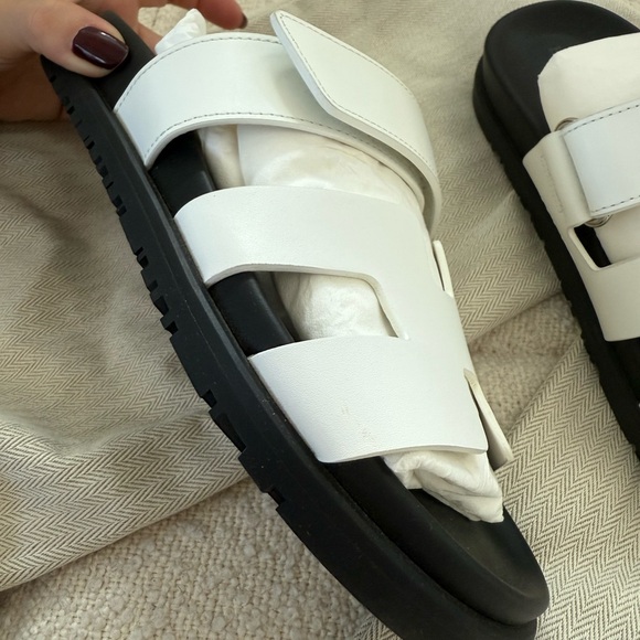 Hermes Chypre sandals - Picture 8 of 11